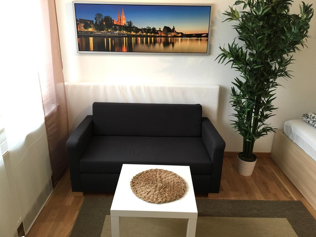 Apartment Flowerside Ratisbona Esterno foto