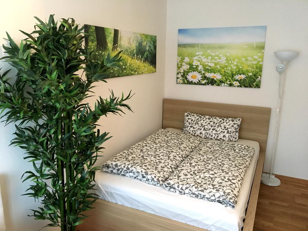 Apartment Flowerside Ratisbona Esterno foto